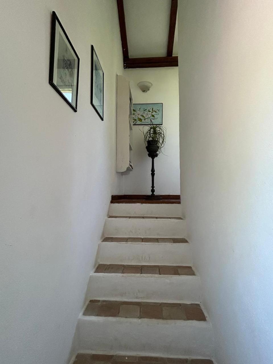 Lake House Puro Dodosi Exterior photo
